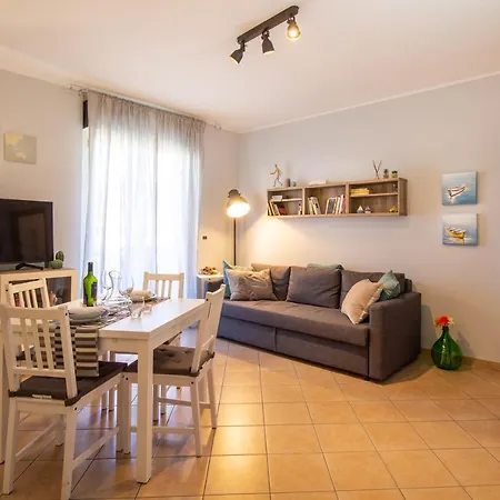 Intero A 56a Appartement *