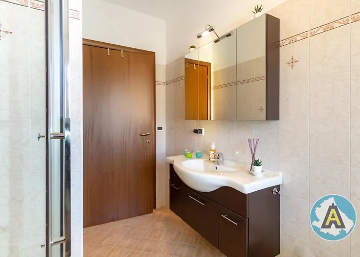 Intero A 56a Lägenhet Montesilvano Marina